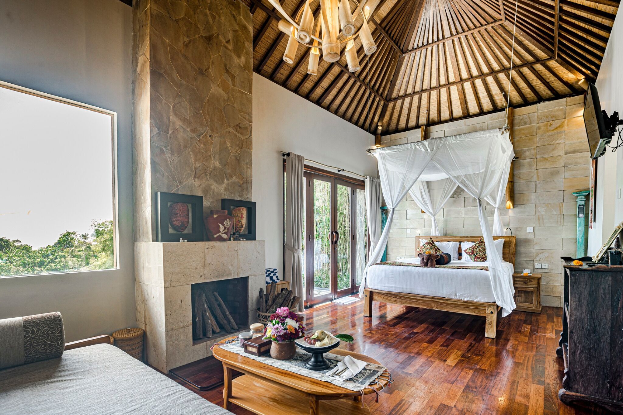 Villa, 1 Bedroom, Private Pool (Perpendicular Pool) | Peti besi dalam bilik, dihias secara berasingan 