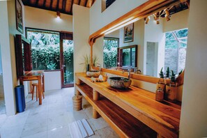 Villa, 1 Bedroom, Hot Tub (with 1x 30 Minutes Massage) | Bathroom | Separate bathtub and shower, deep-soaking bathtub, rainfall showerhead - Munduk Moding Plantation Nature Resort (Gobleg)