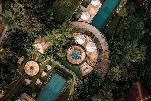 Munduk Moding Plantation Nature Resort