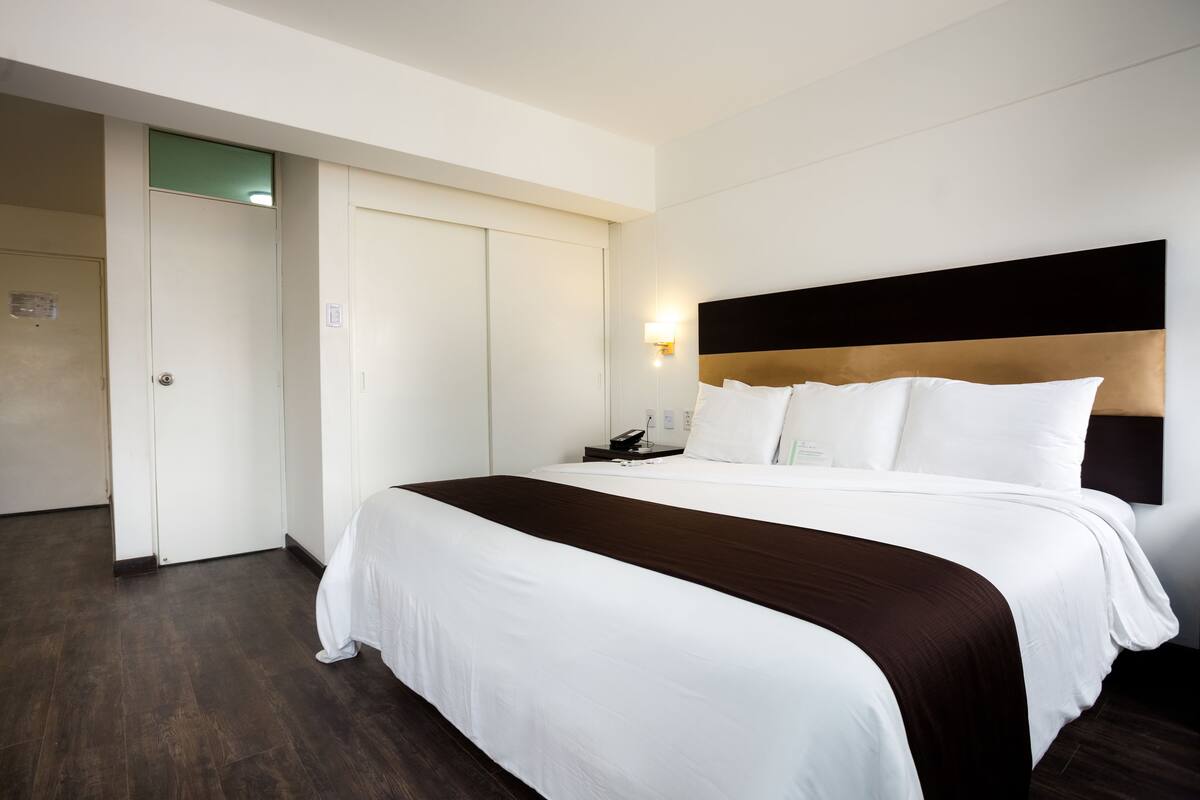 Superior Room (Matrimonial) | Premium bedding, minibar, in-room safe, desk