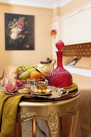 Superior Double Room | Premium bedding, minibar, in-room safe, desk - Balin Hotel - Special Class  (Istanbul)