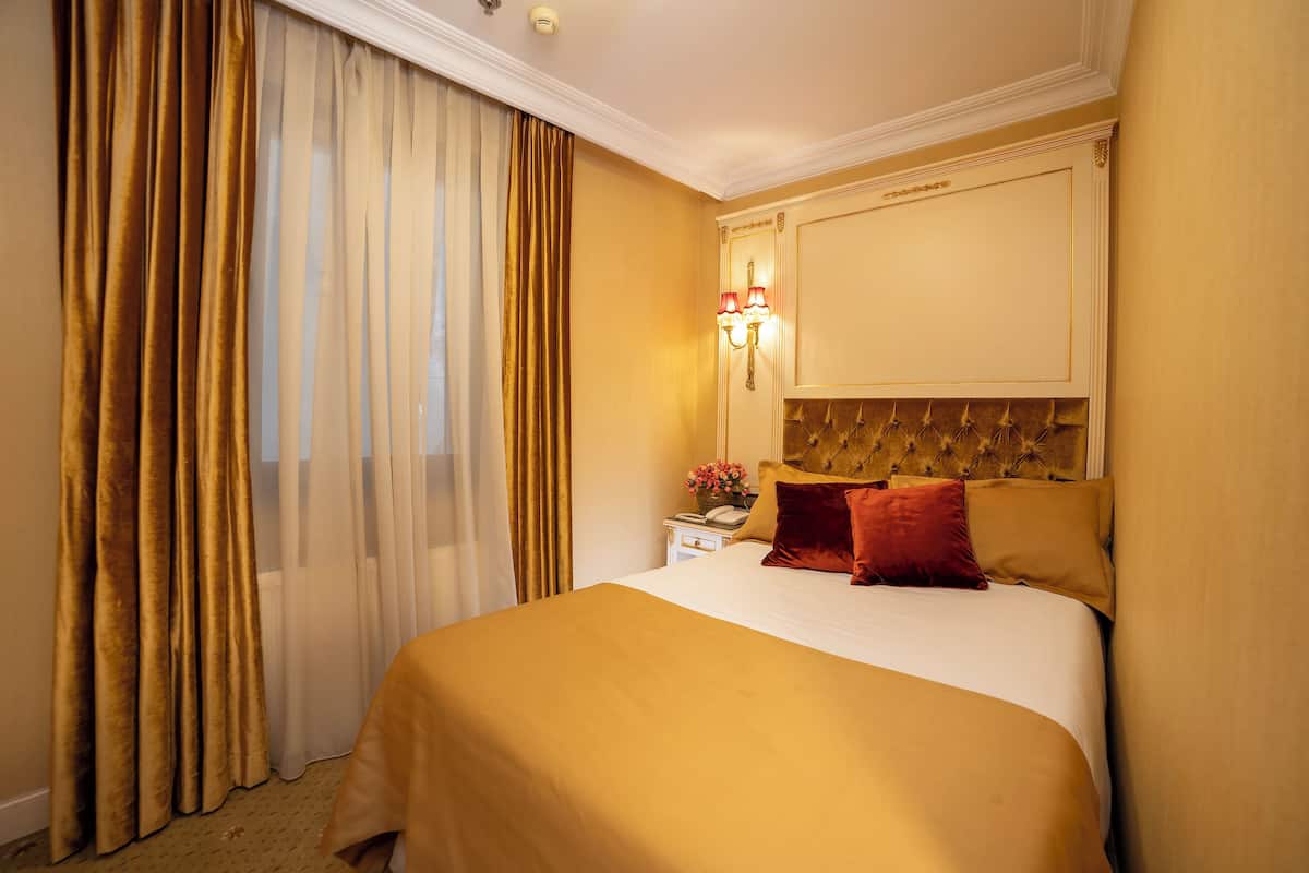 Superior Single Room