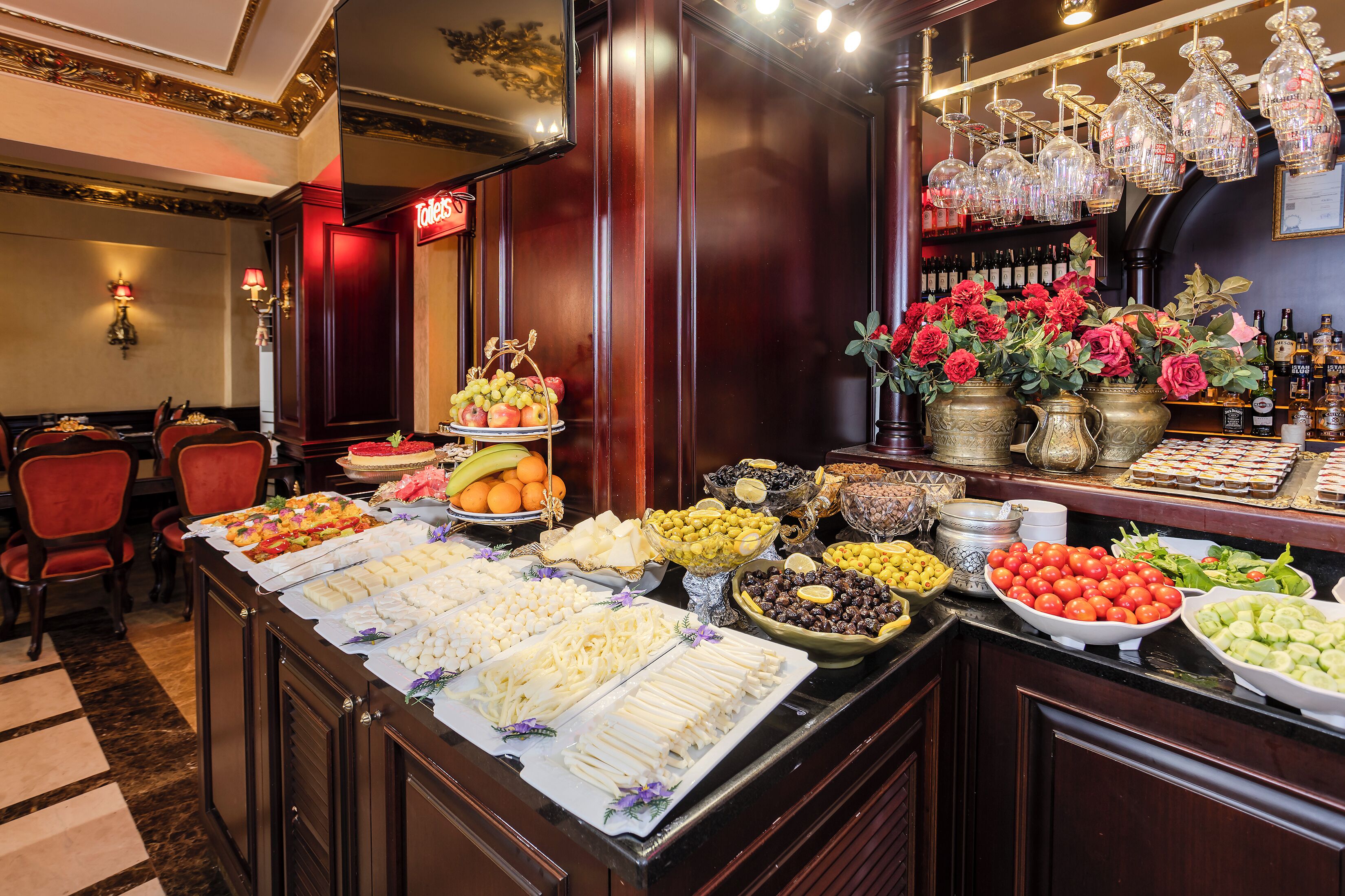 Desayuno buffet incluido todos los días 