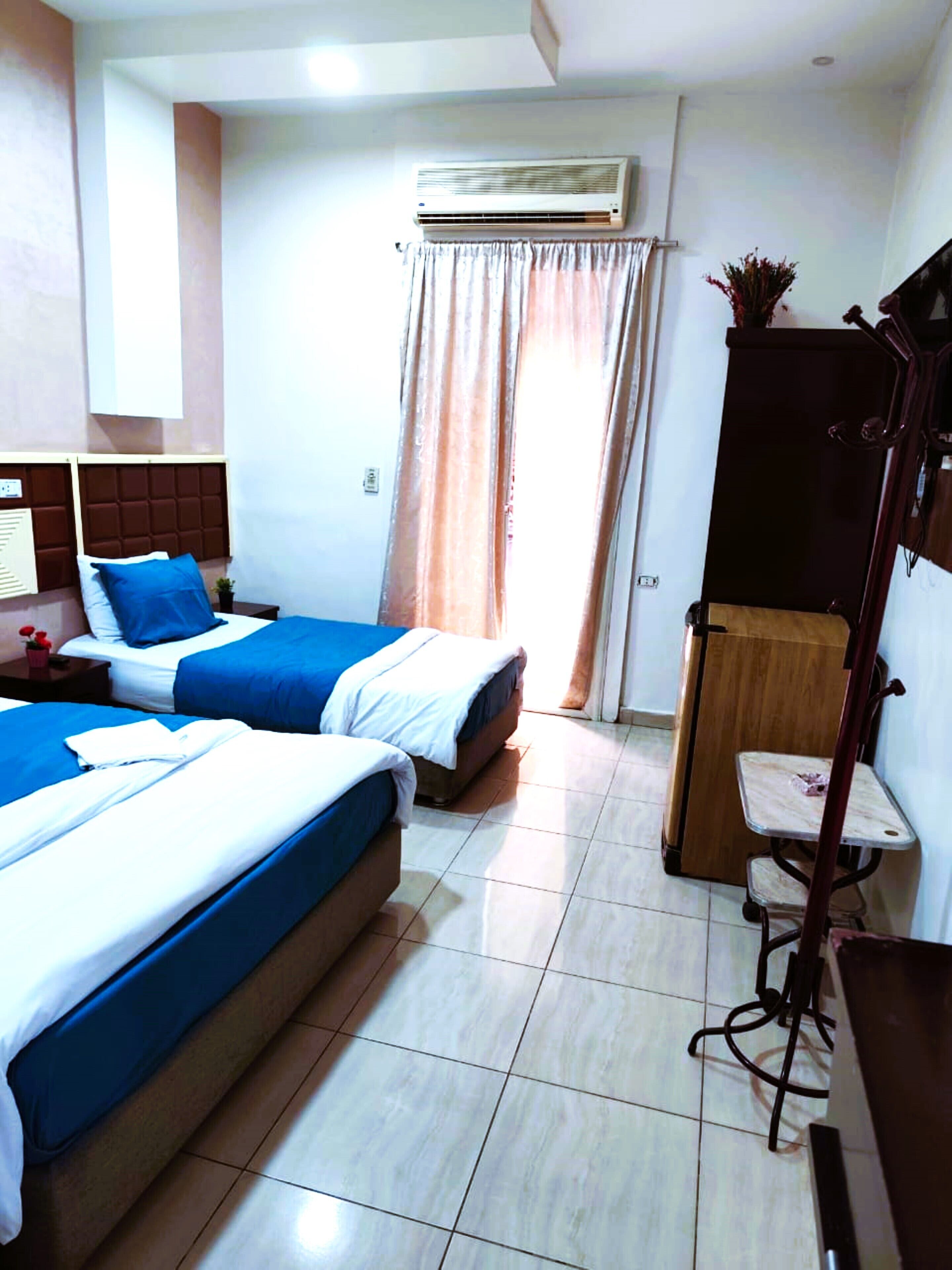 1 bedroom, in-room safe, free WiFi, bed sheets