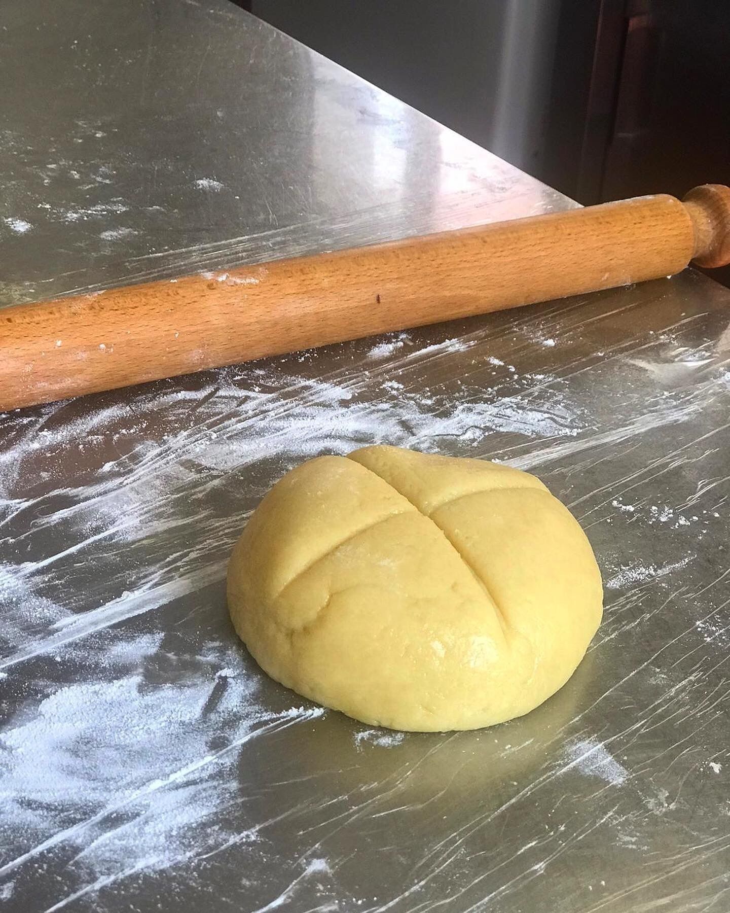 daily full breakfast (eur 8 per person)