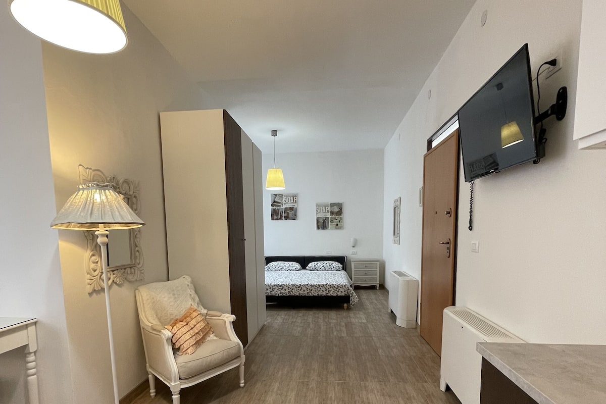 Quarto casal superior | Cofres nos quartos, escrivaninha, Wi-Fi de cortesia