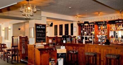 The Swan Hotel Almondsbury