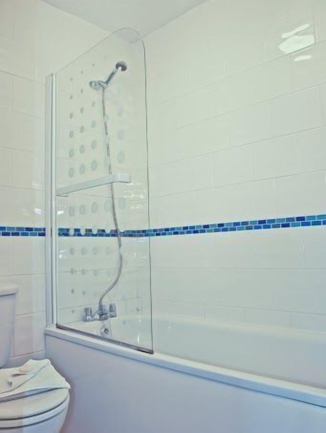 Free toiletries, hair dryer