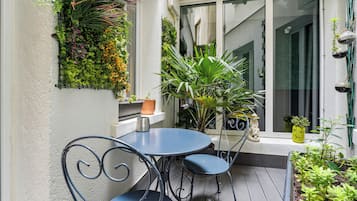 Stúdíóíbúð - 1 tvíbreitt rúm (2 pax, 106 rue de Paris) | Verönd/útipallur