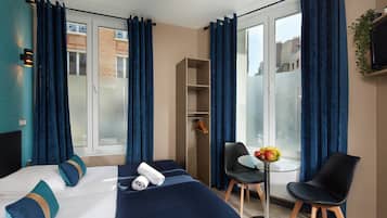 Studio, 2 Einzelbetten (2 pax, 106 rue de Paris) | Wohnbereich