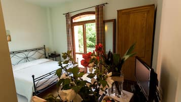 Classic Double Room Single Use | Premium bedding, down comforters, in-room safe, individually decorated