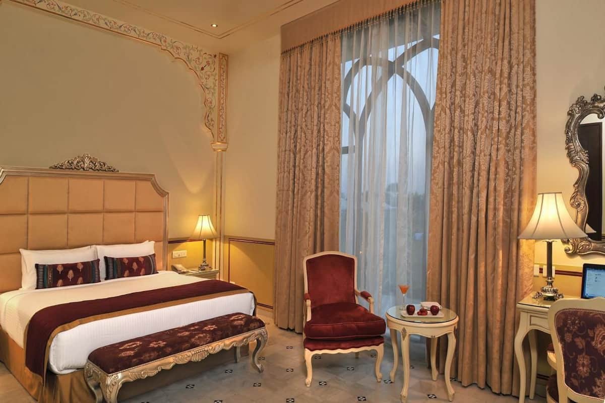 Premier Room | Frette Italian sheets, memory foam beds, minibar, in-room safe