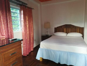 Cottage Garden Studio | Living area | TV - Inn La Galleria (St. John's)