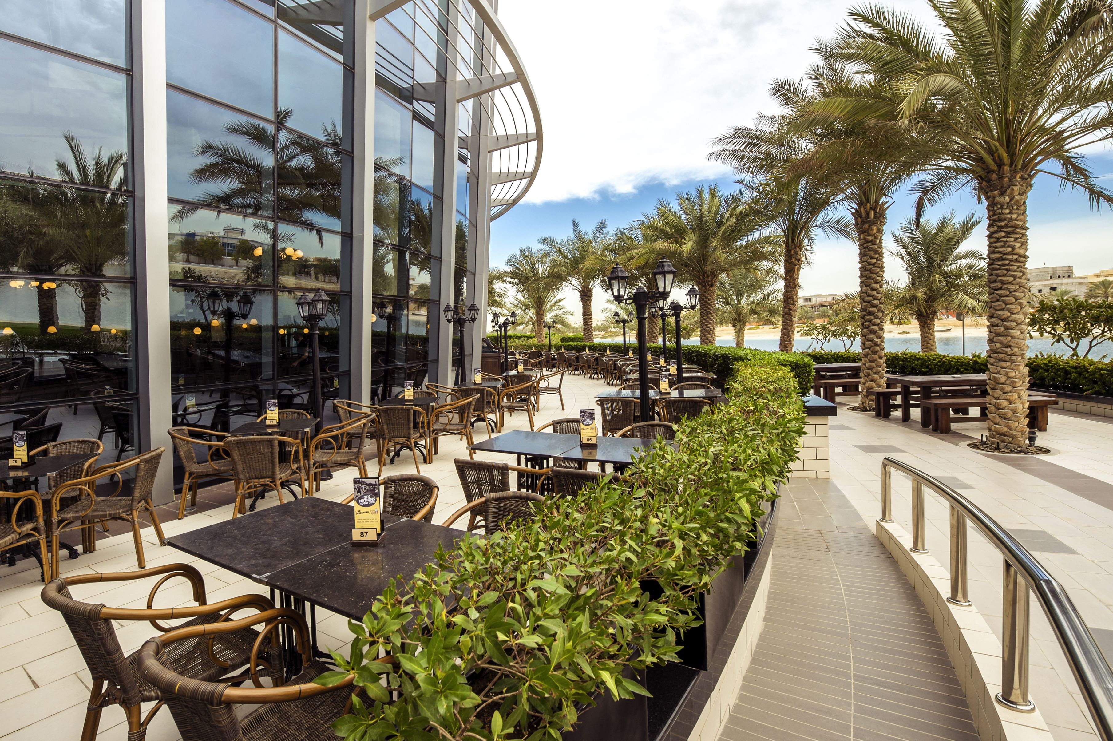 ลานระเบียง/นอกชาน