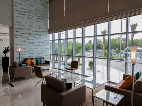 Novotel Abu Dhabi Gate - Image 4