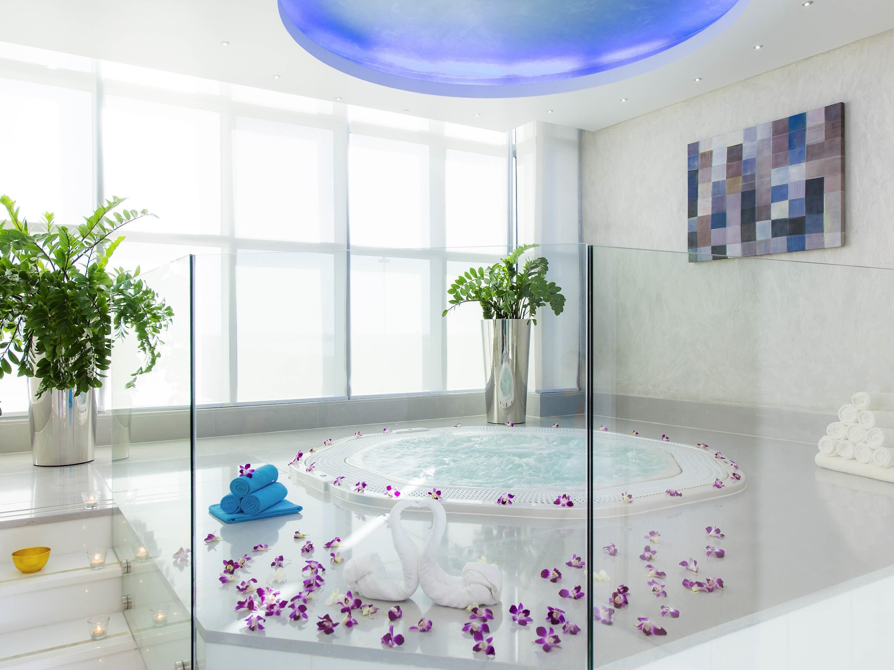 Sauna, hammam, hammam, massages aux pierres chaudes, massages thaïs