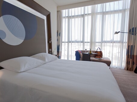 Novotel Abu Dhabi Gate - Image 7