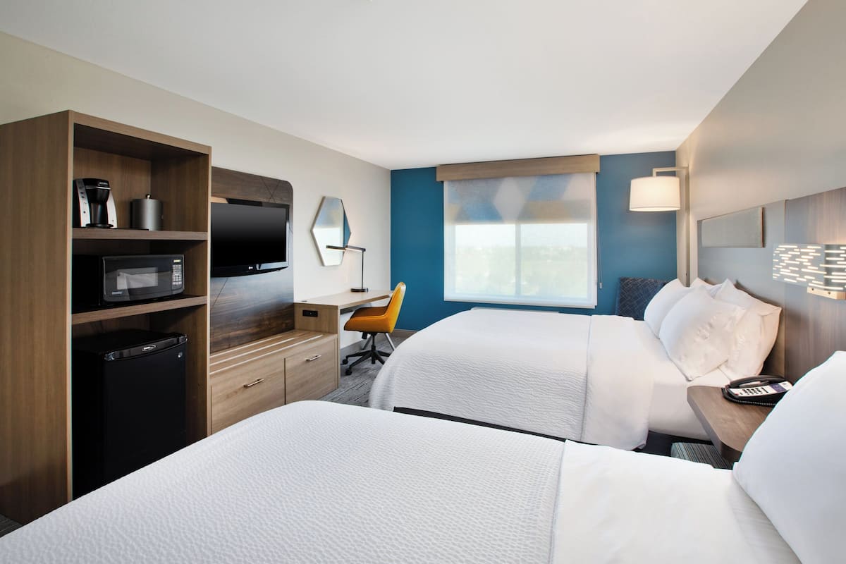 標準客房, 2 張加大雙人床 | 低過敏寢具、客房內保險箱、書桌、遮光布/窗簾