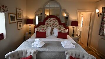 Claret Cottage | Décoration personnalisée, fer et planche à repasser, Wi-Fi gratuit