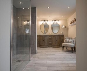 Bathroom - Holly Lodge Boutique B&B (Fakenham)