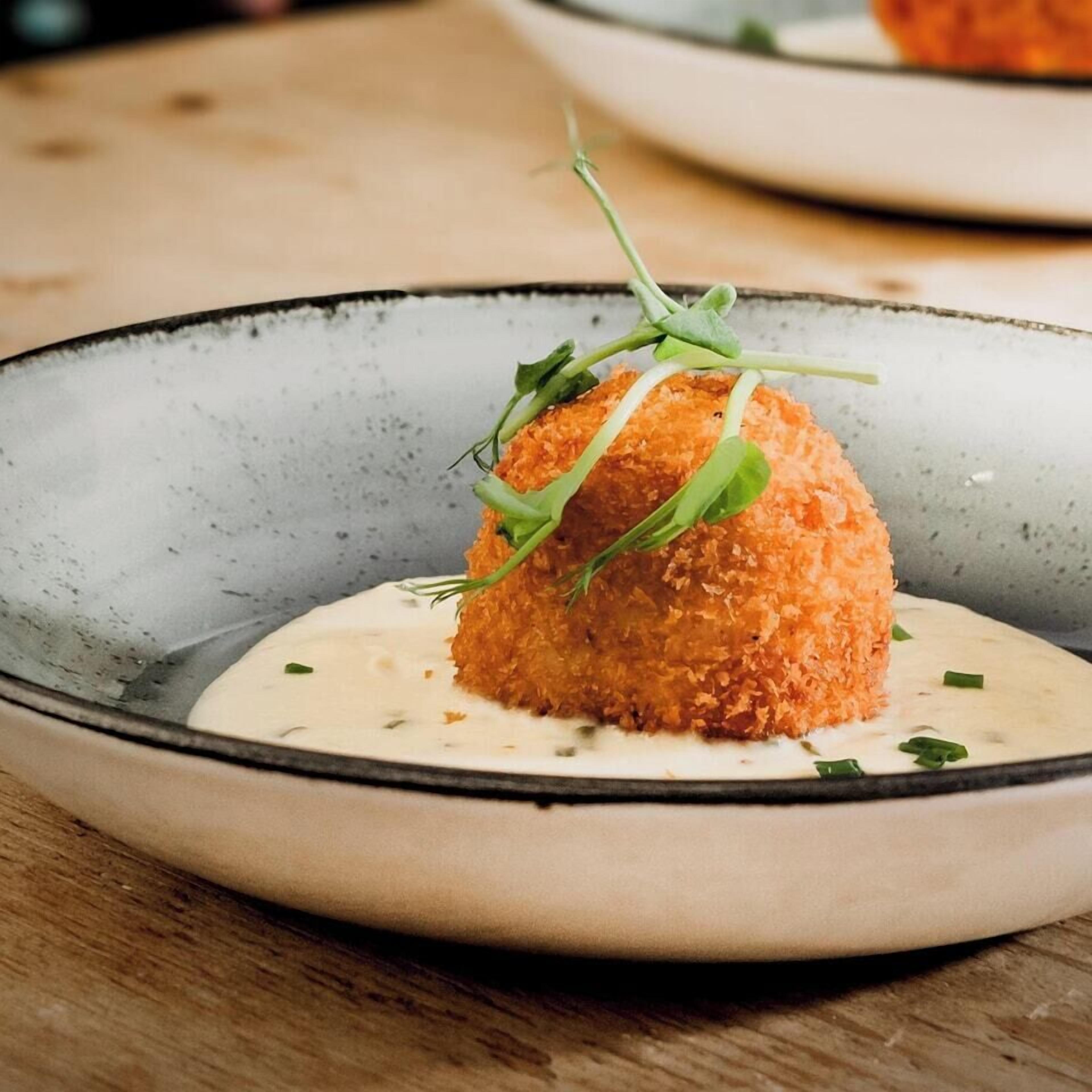 breakfast and dinner served