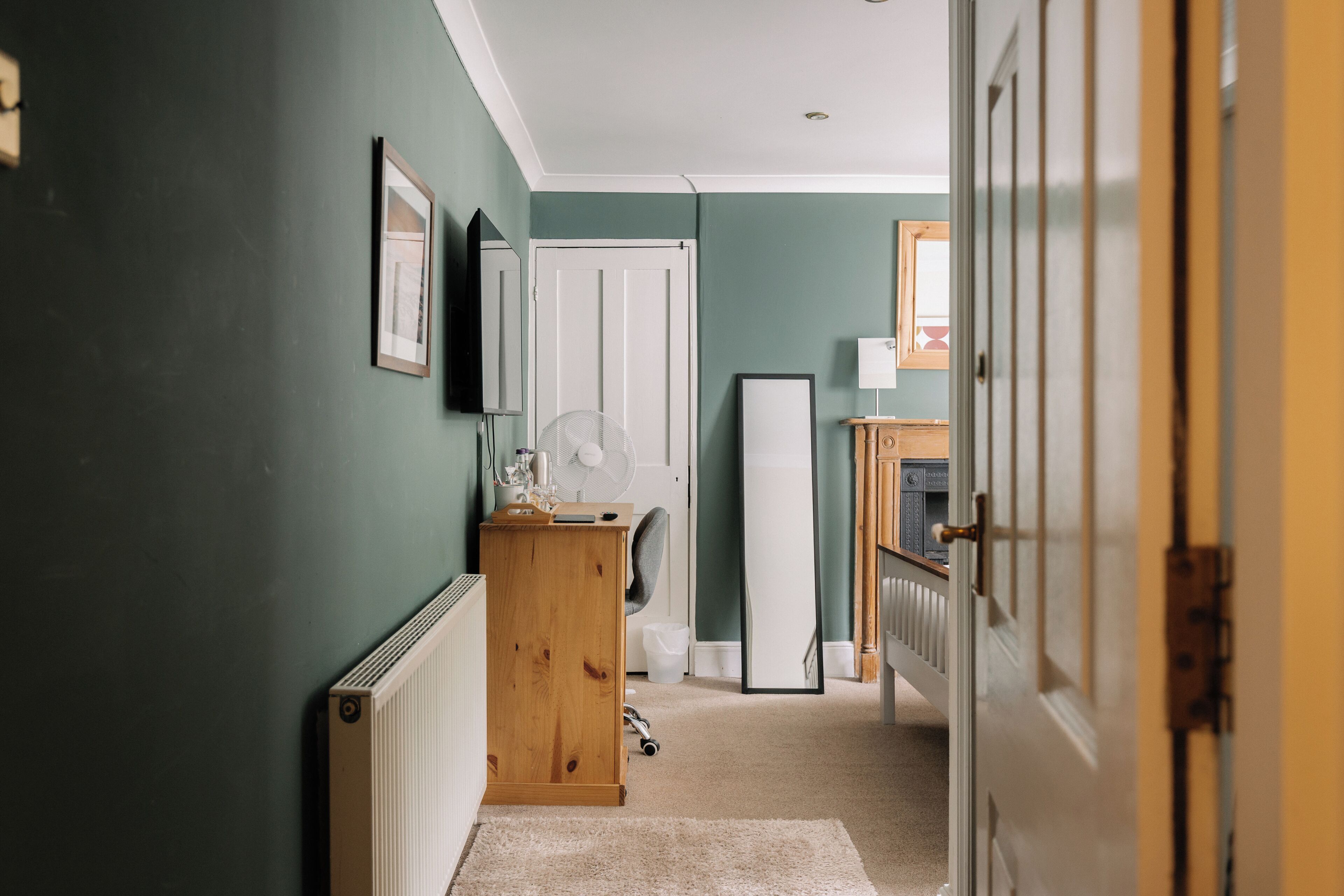 standard double room, ensuite | egyptian cotton sheets, premium bedding, laptop workspace, free wifi