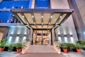 Terrace/patio - Best Western Summerlea (Jalandhar)