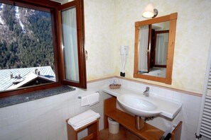 Free toiletries, hair dryer, towels