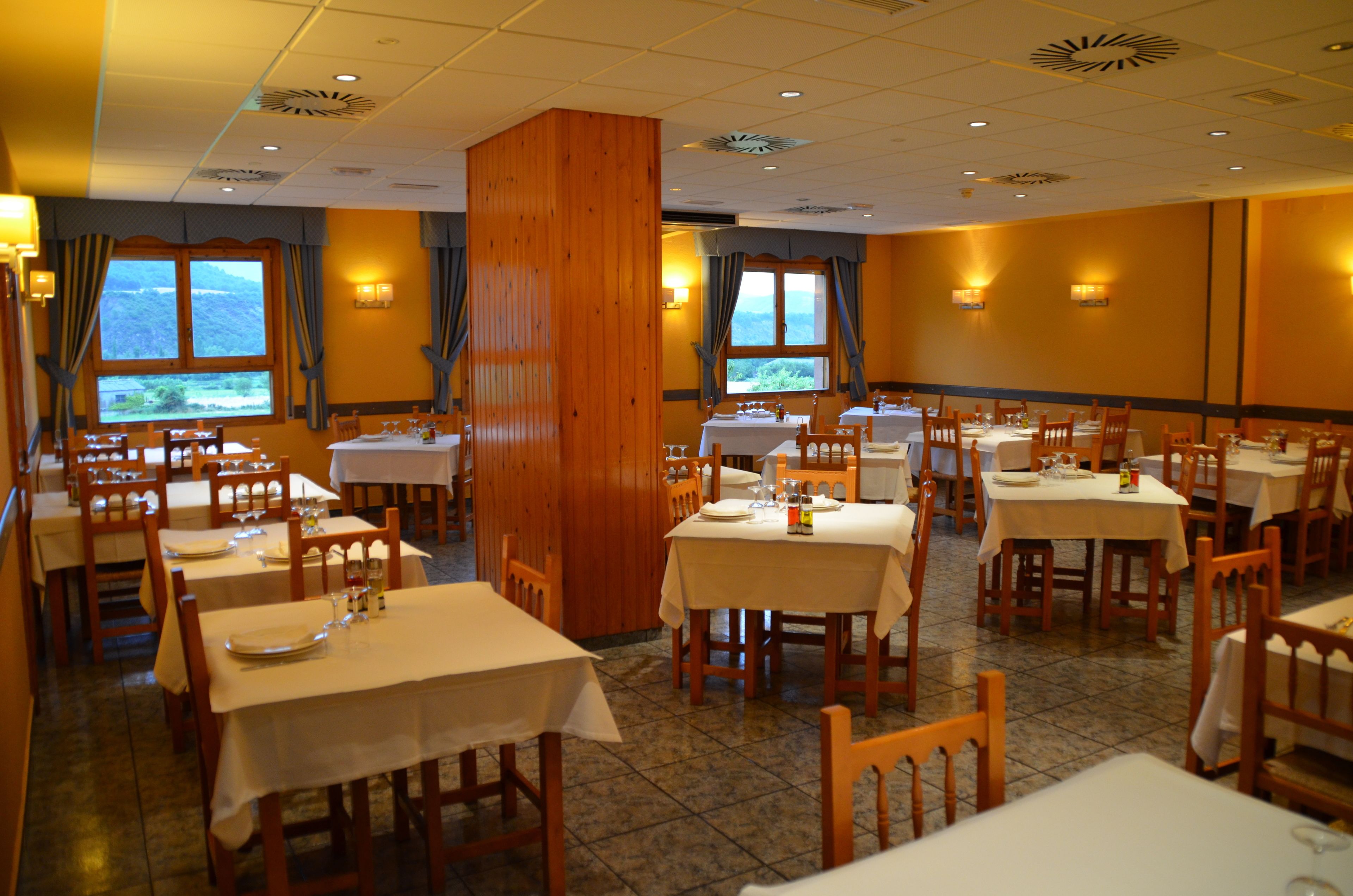 breakfast, lunch, dinner served; garden views