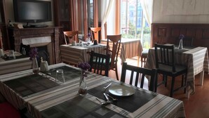 Unclassified image, 2 of 22, button - Plaza Pombo B&B (Santander)