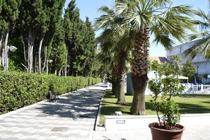 Property grounds - Centro Vacanze Domus Mater Gratiae (San Benedetto del Tronto)