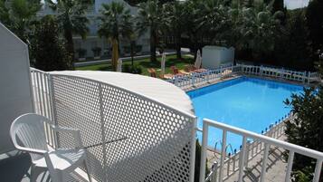 Habitación con 1 cama matrimonial o 2 individuales | Balcón