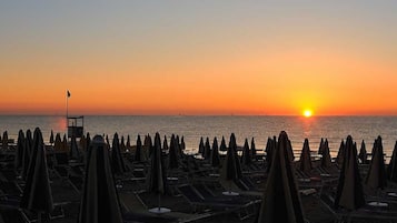 Beach nearby, sun-loungers, beach umbrellas