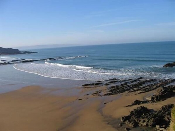 Plage à proximité, sable blanc