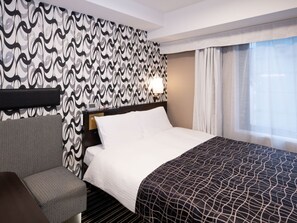 Dobbeltrom – deluxe, ikke-røyk | Dundyner, skrivebord, blendingsgardiner og strykejern/-brett