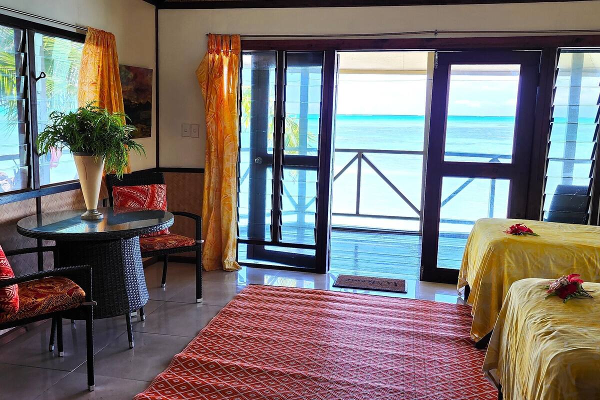 deluxe quadruple room, 1 bedroom, ocean view, oceanfront (fale) | 1 bedroom, minibar, in-room safe, individually decorated
