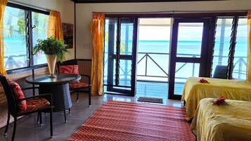 Deluxe Quadruple Room, 1 Bedroom, Ocean View, Oceanfront (Fale)
