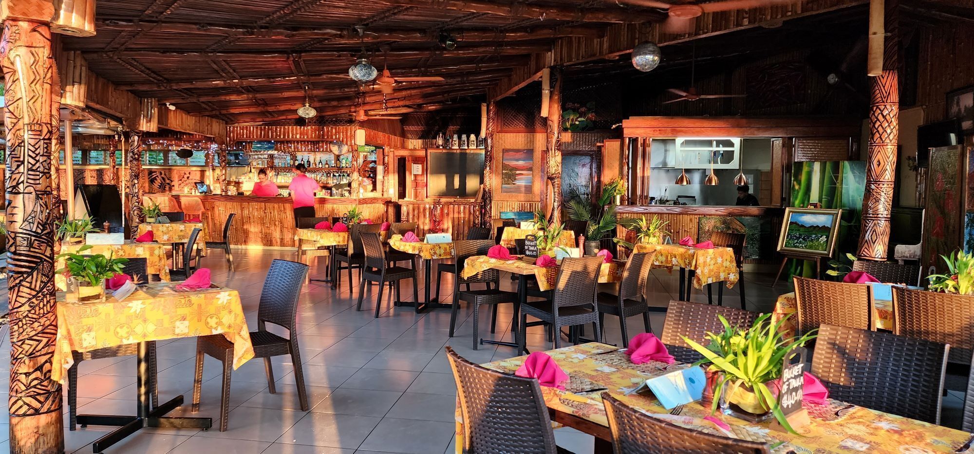 breakfast, lunch, dinner served; international cuisine, pool views