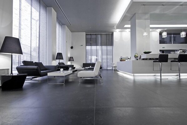 Lobby sitting area - Arcadia Hotel (Tripoli)