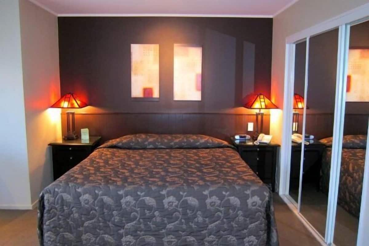 1 chambre, décoration personnalisée, ameublement personnalisé