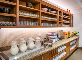 Desayuno buffet incluido todos los días 