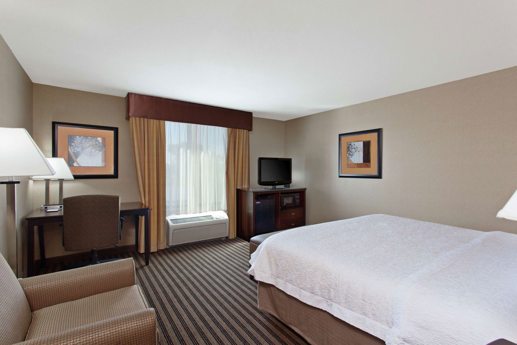 Desk, blackout drapes, iron/ironing board, free WiFi