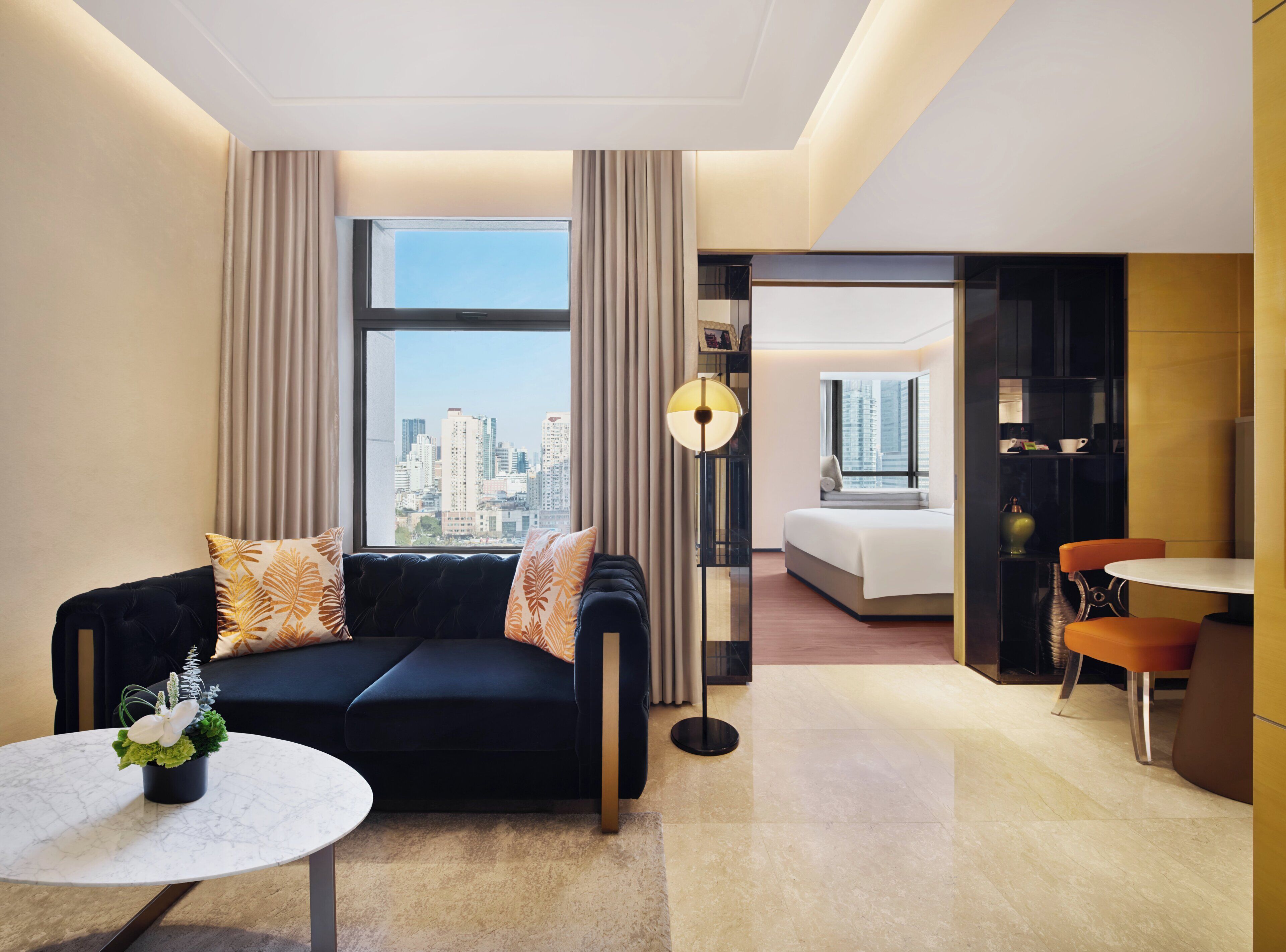 1 bedroom, premium bedding, down duvets, minibar