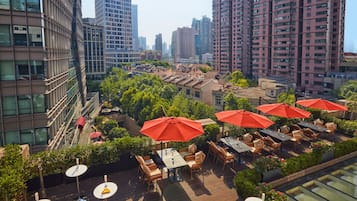 Hiên