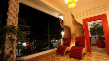 Área de juegos infantiles techada