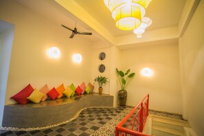 Interior - Villa Medamrei (Siem Reap)