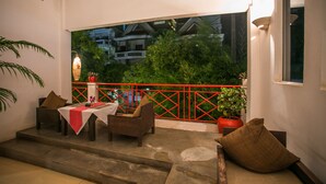 Unclassified image, 5 of 34, button - Villa Medamrei (Siem Reap)