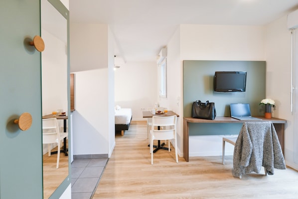 Studio triple | Living area | LCD TV