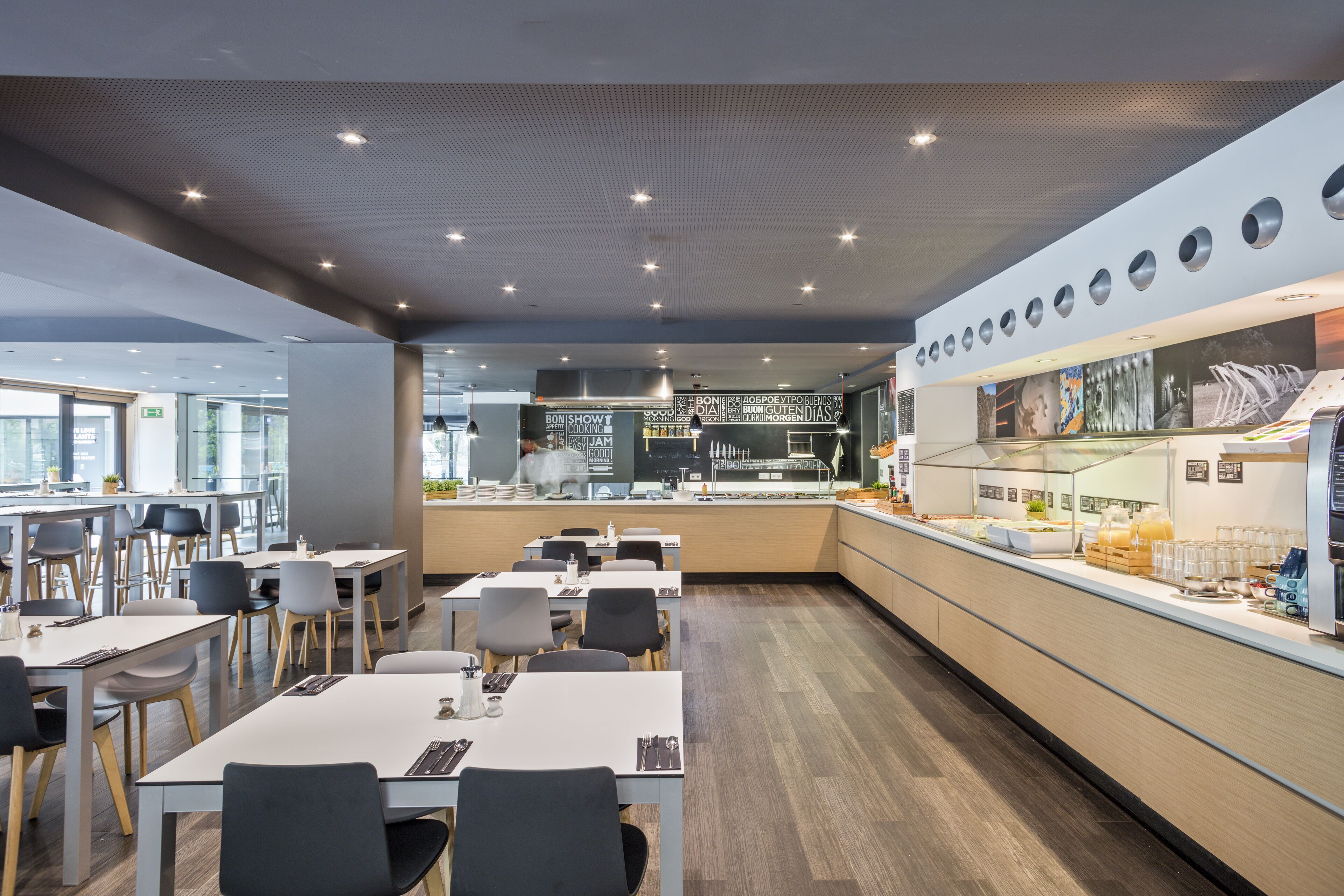 daily buffet breakfast (eur 18 per person)