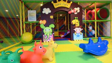 Children’s play area – indoor